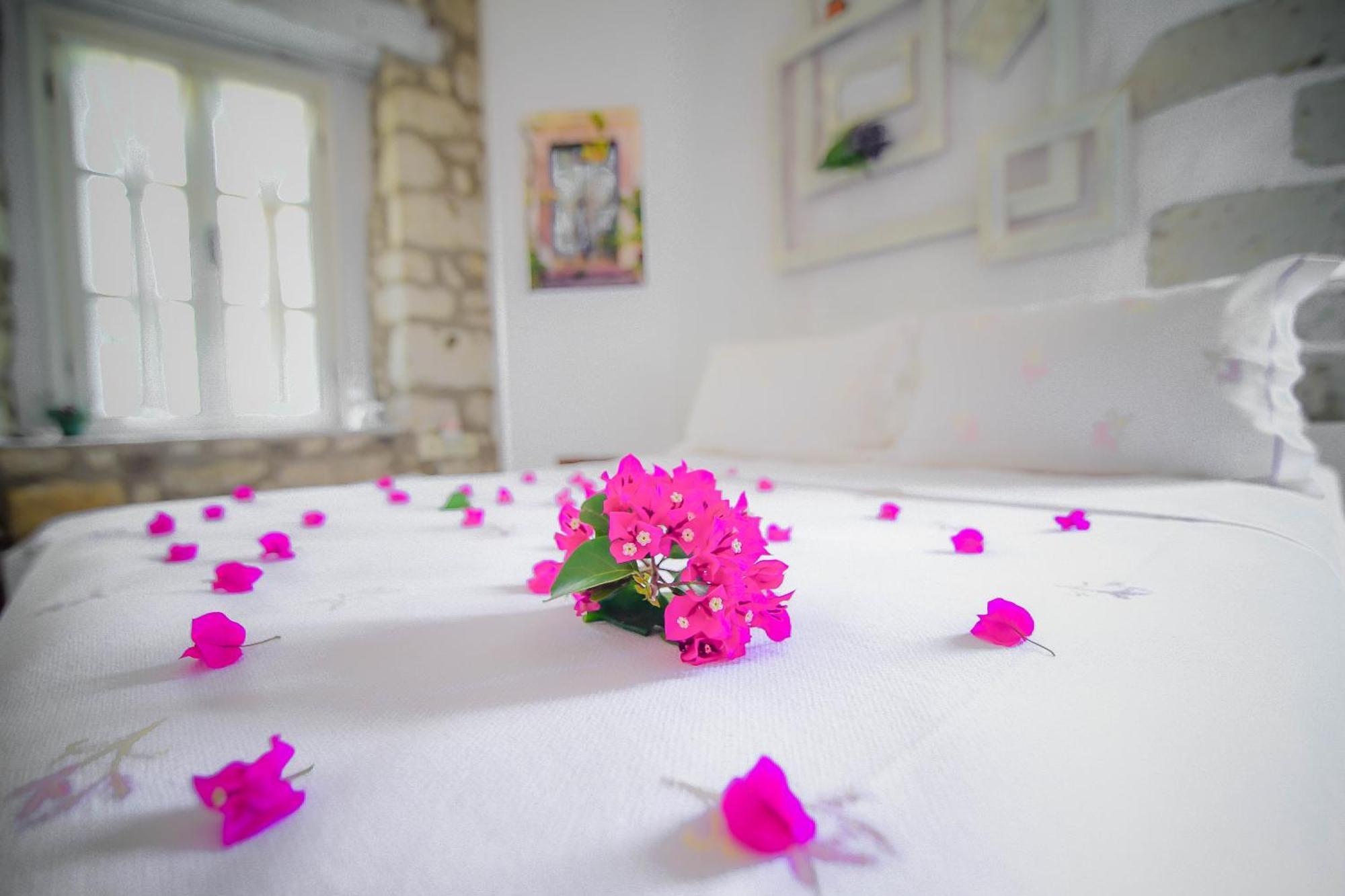 Yukari Sokak Vip Butik Otel Алачати Экстерьер фото