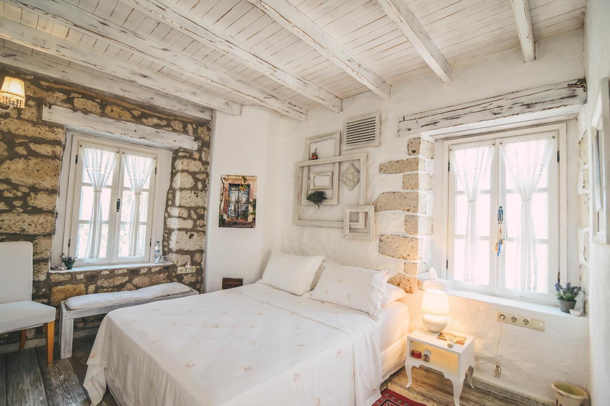 Yukari Sokak Vip Butik Otel Алачати Экстерьер фото